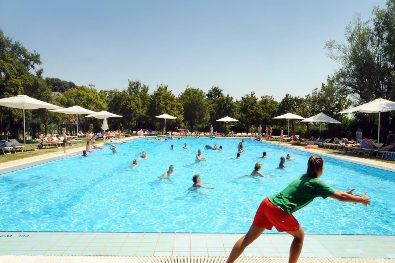 Hotel Parco Delle Piscine Sarteano Exterior foto